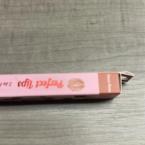 ❌SOLD OUT ❌🔥2-in-1lip duo Romantic Beauty 🔥 - Picture 7 of 11